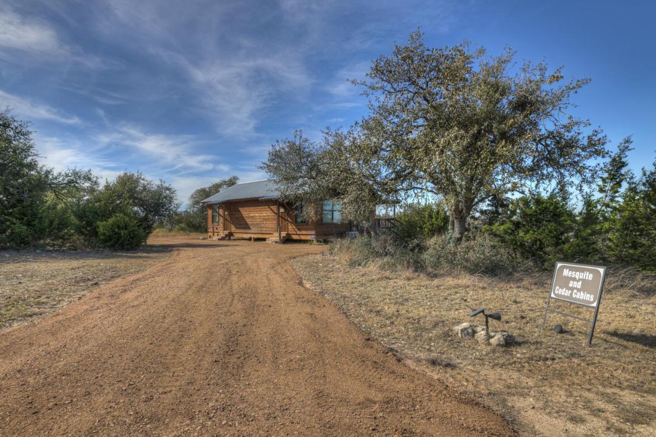 Rocky Ridge Cedar Cabin With Hot Tub & Amazing Views Villa Crabapple Eksteriør bilde