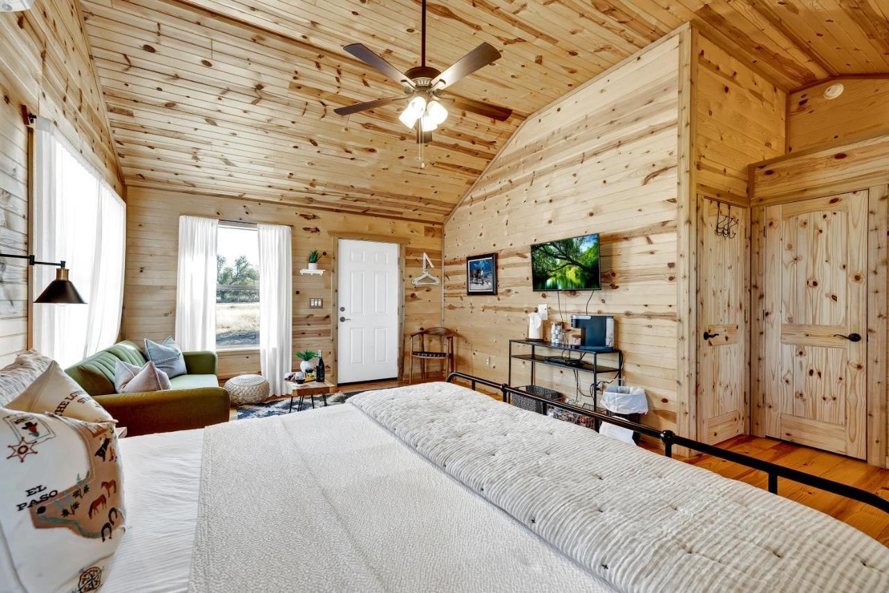 Rocky Ridge Cedar Cabin With Hot Tub & Amazing Views Crabapple Eksteriør bilde